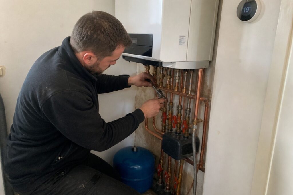 warmtepro cv ketel onderhoud amsterdam.jpg